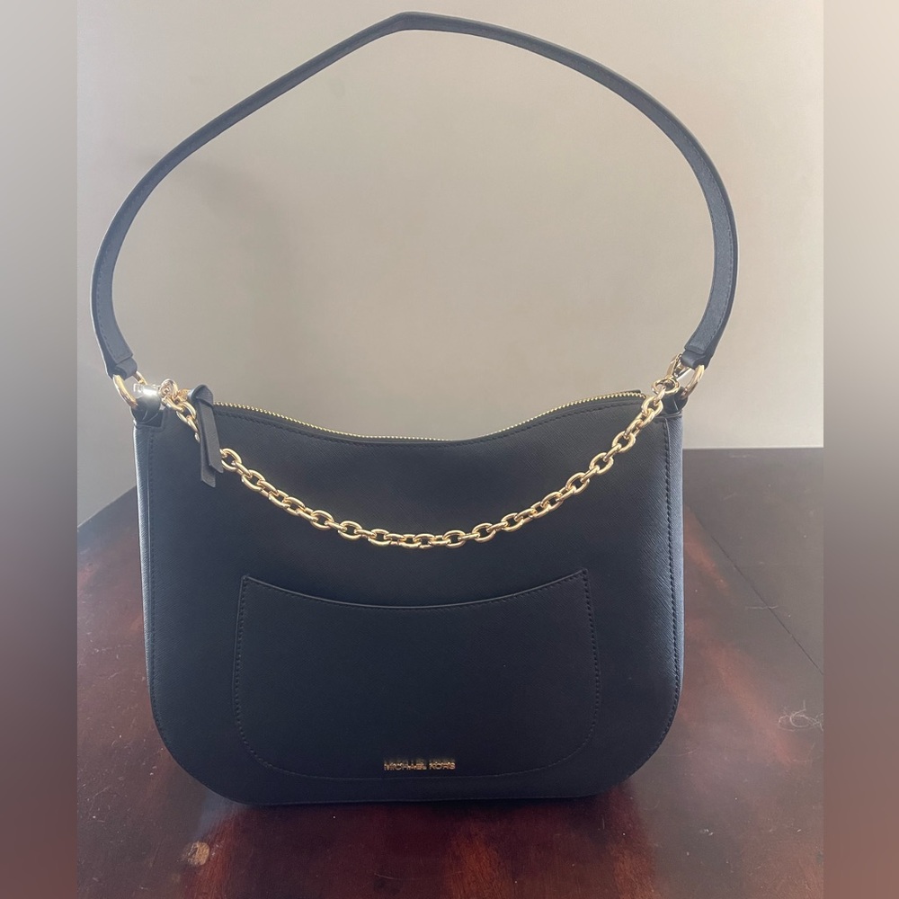 Micheal Kors shoulder purse